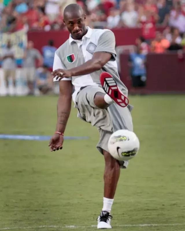 图赫尔：这是一个很困难的小组；现在考虑选人还太早