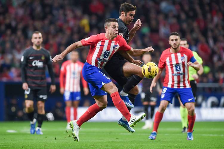 邓卓翔：虽然三镇已完成赛季目标，但仍希望末轮奉献精彩比赛（邓卓翔：三镇目标已达成，仍盼末轮献上精彩表现）