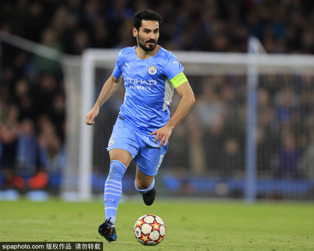 这11月全胜的马竞放到英超踢得过富勒姆吗？（11月全胜的马竞若征战英超，能赢富勒姆吗？）