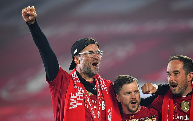 日职战报：桑塔纳等4人破门，浦和红钻4-0大胜川崎前锋