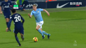 组图：CBA俱乐部杯广厦击败天津 塔克飞身暴扣