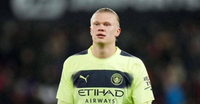 记者：黄潜有意德温特，但不愿意满足热那亚2500万欧的要价