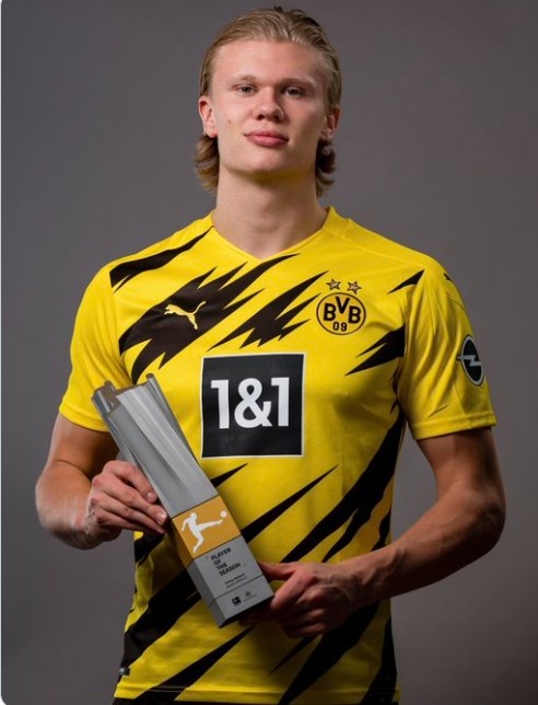 懂球帝12周年120大瞬间小组赛结果：梅西6次上榜，C罗4次武磊3次