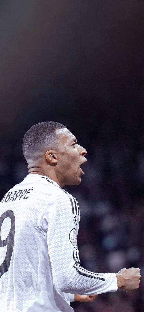 夸安萨：完成英格兰首秀是梦想成真，图赫尔在今早确认我首发